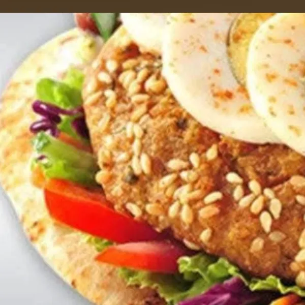 ساندويتش طعمية بيض مسلوق